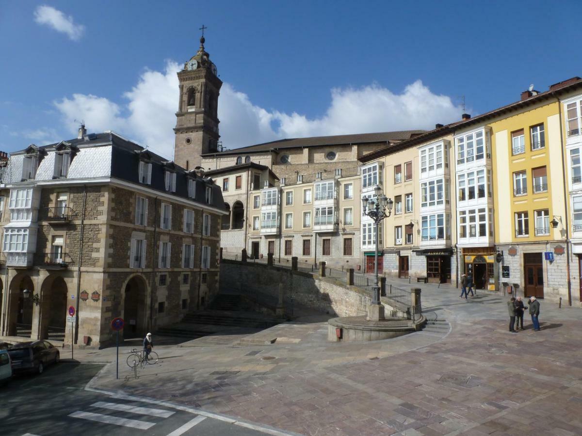 Hostal Del Arquitecto Vitoria-Gasteiz Kültér fotó