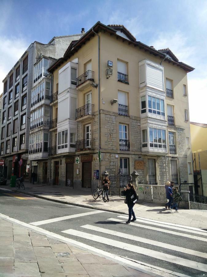 Hostal Del Arquitecto Vitoria-Gasteiz Kültér fotó